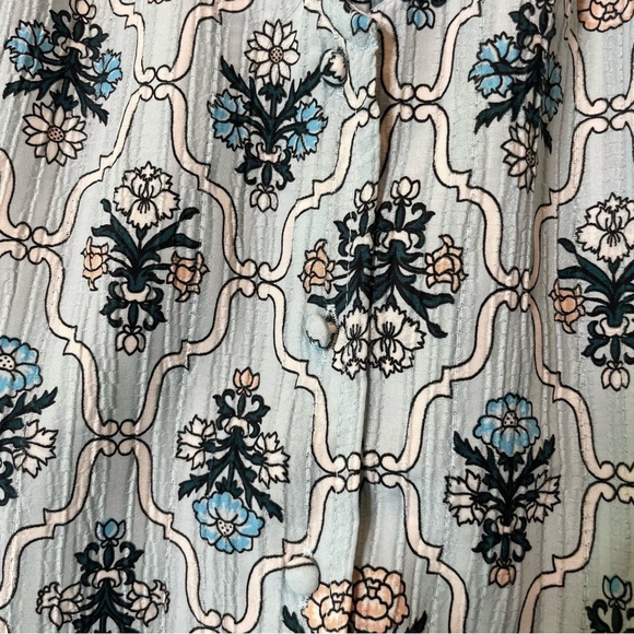 Loft women’s light blue Patterned Sleeveless Top size small - Picture 3 of 9